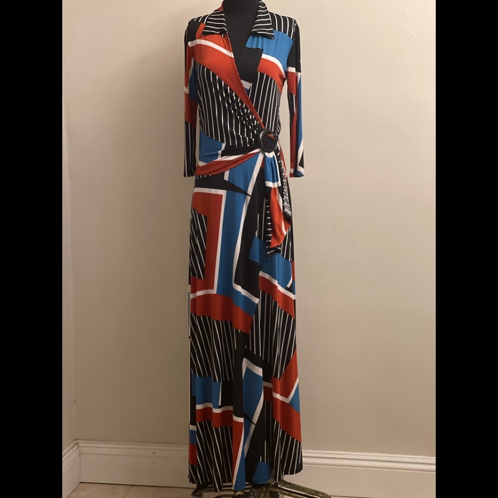 Faux Wrap Dress - Picture 3 of 6